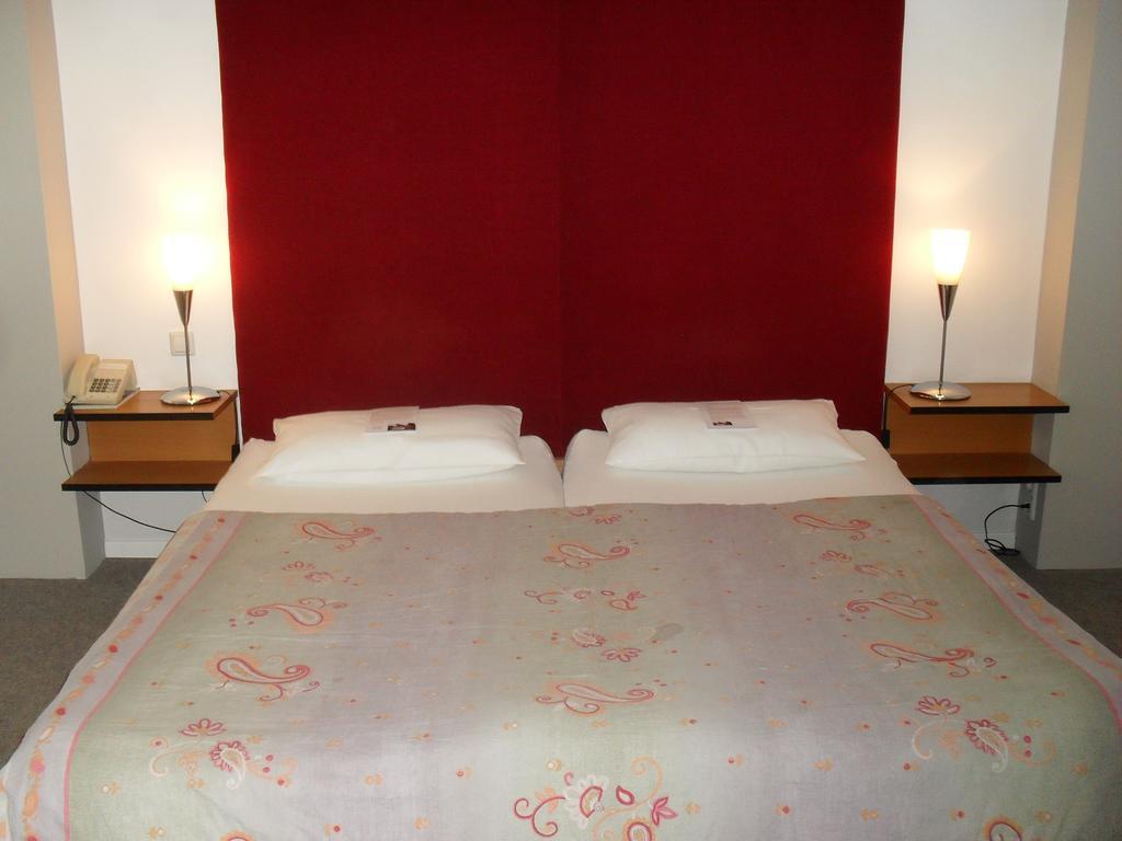 Hotel Am Fluss Нойбург ан дер Донау Стая снимка