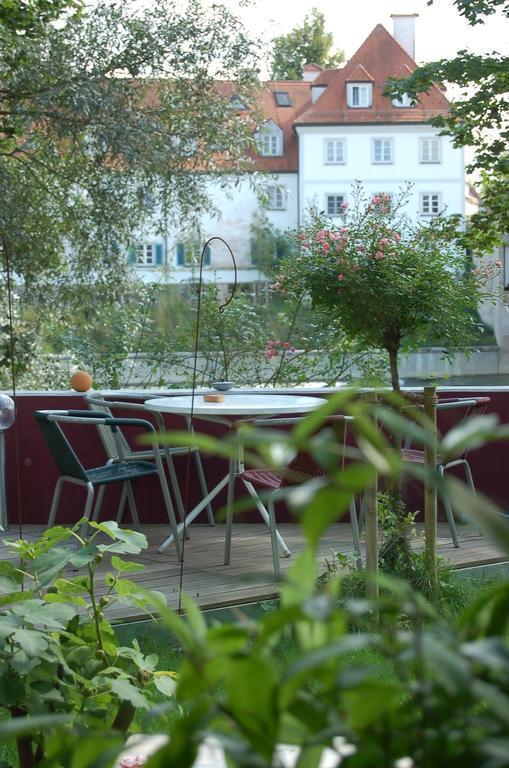 Hotel Am Fluss Нойбург ан дер Донау Екстериор снимка