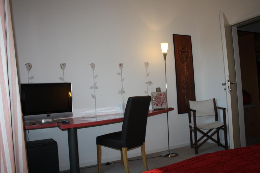 Hotel Am Fluss Нойбург ан дер Донау Екстериор снимка